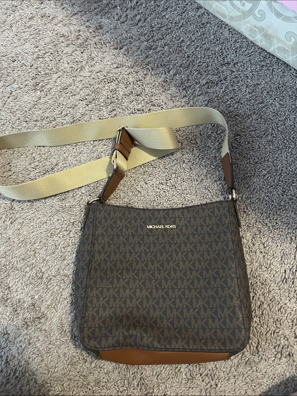 Michael Kors Brown/Beige Signature Crossbody